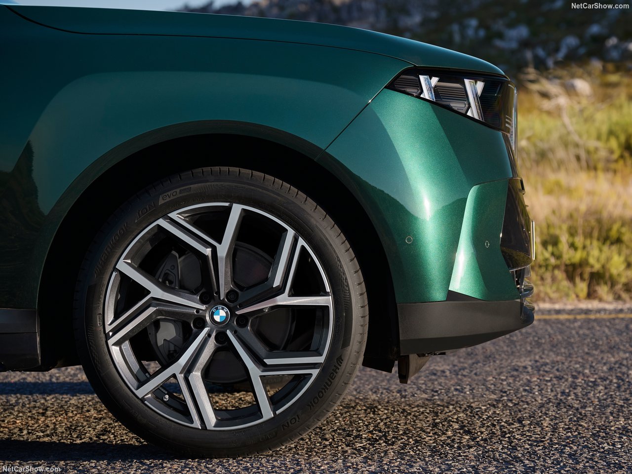 /media/i5chhenj/bmwx5frontside.jpg?width=737&height=545&v=1dd0a281f481450