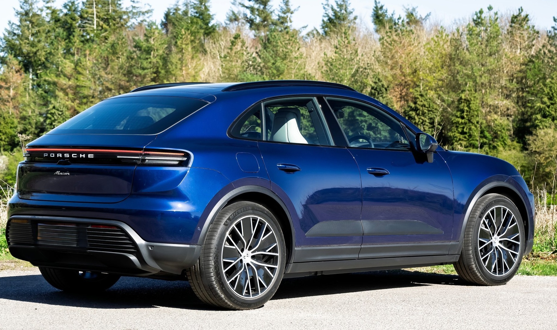 Electric vehicle imports to the Cayman Islands