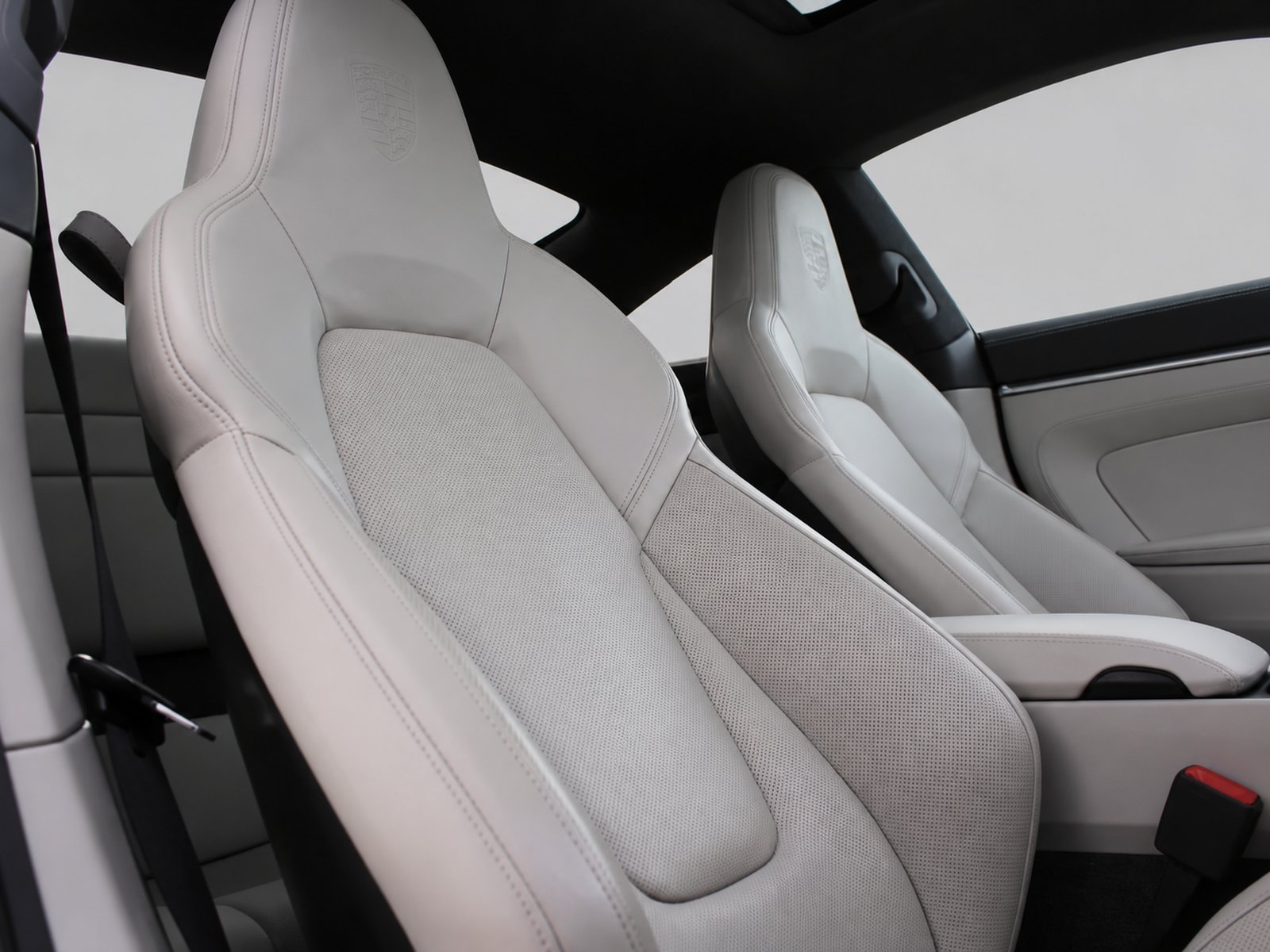 /media/vespv1vp/porsche_911_4.jpg?width=737&height=545&v=1dd6331bdddf410